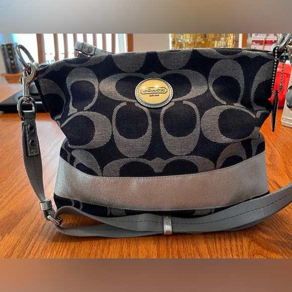 Coach blue/silver denim shoulder bag - Picture 3 of 8